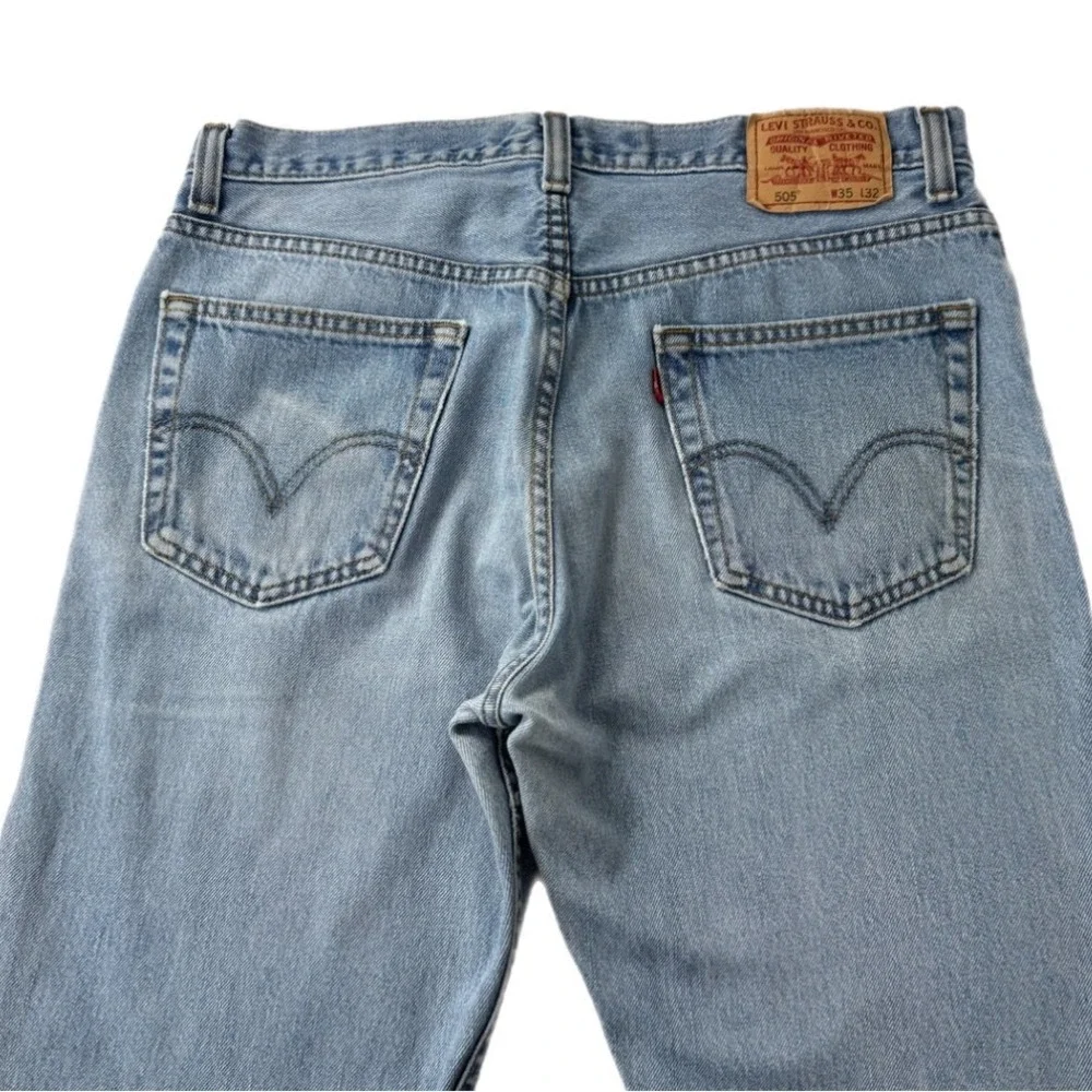 Levi's 505 Regular Fit‎ Jeans Men 35x32 (34X30) Light Wash Blue Straight Leg